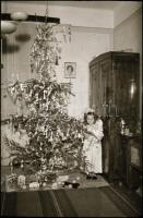 Régi lakásbelsők, bútorok, 9 db negatív kocka, különböző méretben