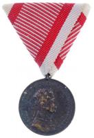 1917. "Károly Bronz Vitézségi Érem" Br kitüntetés mellszalagon. Szign.: Kautsch T:2,2- pat...