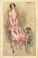 1922 Italian lady art postcard, lady with dog. Anna & Gasparini 530-2. s: T. Corbella (kis szakadás / small tear)