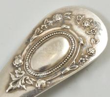 Ezüst (Ag) hat személyes evőeszköz készlet. 45 darabos Magyar, XIX. sz. vége. Jelzett, lóherés meste...