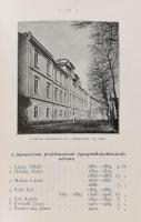 A kalocsai kollégium ötven éve könyv. Kalocsa, 1910, Jurcsó Antal Könyvnyomdája. Fekete-fehér képekk...