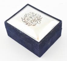Rózsás ékszertartó doboz, fém díszítéssel, jó állapotban, 10×7,5×5 cm