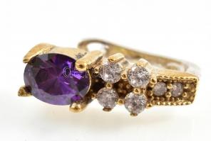 Aranyozott ezüst(Ag) fülbevalópár, kövekkel, jelzett, h: 2 cm, bruttó: 9,46 g