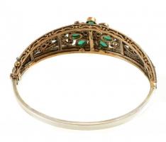 Aranyozott ezüst(Ag) karperec, virágos motívummal, kövekkel gazdagon kirakva, jelzett, 5×6 cm, brutt...