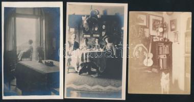 cca 1910-1920 Nagypolgári szobabelsők, 3 db régi fotó és fotólap, 11,5x9 cm és 14x8,5 cm méretben