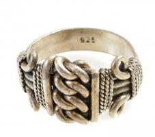 Ezüst(Ag) fonott gyűrű, jelzett, méret: 55, nettó: 7,68 g