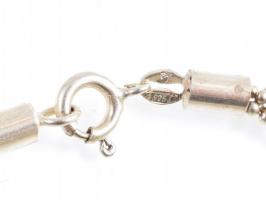 Ezüst(Ag) golyós nyaklánc, jelzett, h: 42 cm, nettó: 16,44 g