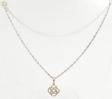 Ezüst(Ag) csavart nyaklánc, medállal, jelzett, h: 39 cm, nettó: 4,56 g