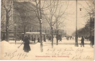 1907 Wien, Vienna, Bécs; Franzensring, Schneeaufnahme / winter, snow clearance on the street