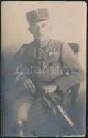 1917 Sokszorosan kitüntetett katona veszprémi fotója, 14×9 cm