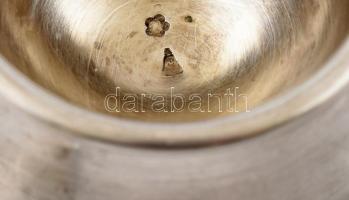 Ezüst (Ag) hat személyes evőeszköz készlet. 51 darabos fűszertartóval, az egyik üveg betéttel Magyar...