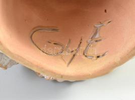 Győrbíró Enikő (1932-1999): Koszorúslány. Apró lepattanásokkal. Festett kerámia, jelzett, apró lepat...