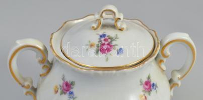 Zsolnay porcelán mokkás készlet. Matricás, jelzett , kevés kopással. Egy alátét hiányzik