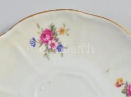 Zsolnay porcelán mokkás készlet. Matricás, jelzett , kevés kopással. Egy alátét hiányzik