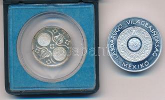 1980. Jelzett ezüst naptárérem "Állami pénzverő" feliratú műanyag tokban (0.835/24mm) + Bo...