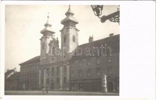 Győr, Bencés templom, üzletek. photo