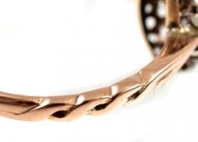 14K arany (Au) gyűrű 10 db brillel és egy zafírral. Jelzett  1,75g, m: 53  / Gold ring with diamonds...