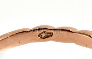 14K arany (Au) gyűrű 10 db brillel és egy zafírral. Jelzett  1,75g, m: 53  / Gold ring with diamonds...