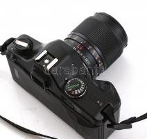 Yashica 108 Multi program kamera 1:3,5-4,5 objektívvel, tokkal, jó  állapotban. Eredeti dobozával