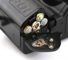 Yashica 108 Multi program kamera 1:3,5-4,5 objektívvel, tokkal, jó  állapotban. Eredeti dobozával