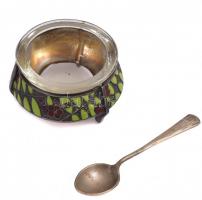 2 nagyobb méretű orosz kaviár tartó edényke, kanállal. Zománcozott fém, üveg betéttel d: 6 cm