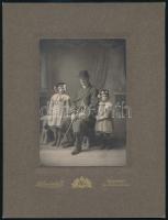 cca 1910 Budapest, Badovinsky P. fényképész műtermében készült, keményhátú vintage fotó, 24,6x18,7 cm