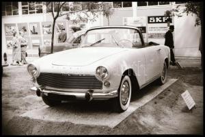 cca 1978 Autók kiállítása BNV-n, Magyar Alfréd budapesti fotóművész 15 db vintage NEGATÍV felvétele ...