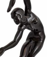 Kerényi Jenő után: Art deco táncosnő. Fémöntvény, fekete zománccal. Jelzés nélkül. 27 cm