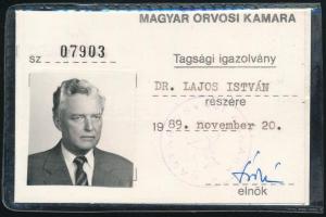 1989 Magyar Orvosi Kamara által kiállított fényképes igazolvány Veér András aláírásával
