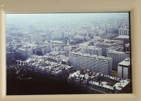 Kb. 634 db színes dia keretben, mind külföldi utazások, sok érdekességgel, pl. autók, közlekedés, pi...