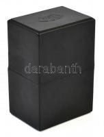 2 pakli használt francia kártya, bakelit tartóban, egyik Joker foltos