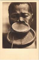 Tányérajkú néger / African folklore, lip plate