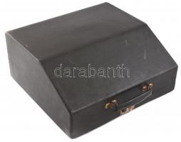 cca 1940 Rheinmetall írógép, szép állapotban, magyar billentyűzettel, dobozában