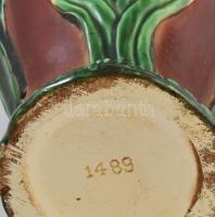 Szecessziós stílusú virágos fajansz váza, kisebb repedésekkel, m: 37,5 cm