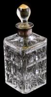 Ólomkristály whiskeys üveg, dugón sérülésekkel, ezüst(Ag) szájrésszel, m: 24 cm