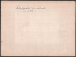 cca 1908 Nagyvárad, Premontrei Főgimnázium díszterme, Mária kongregánisták az oltár előtt, keményhát...