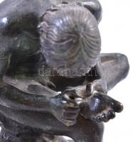 Tüskét szedő férfi, spiáter, jelzés nélkül, m: 14 cm