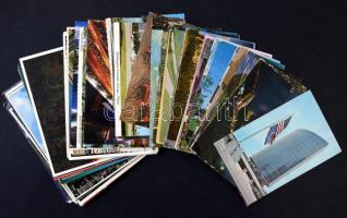 Kb. 100 db MODERN amerikai város képeslap / Cca. 100 modern American (USA) town-view postcards