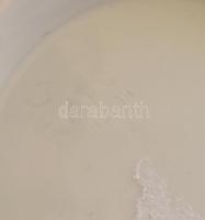 Herendi áttört kosár. Fehér mázas, benyomott jelzéssel, hibátlan  h: 18,5 cm, m: 12 cm