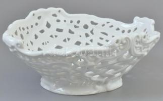 Herendi nagy méretű áttört tál. Fehér mázas, benyomott jelzéssel. 24x19 cm