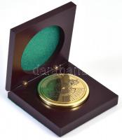 Öröknaptár - 2053-ig, tartódobozban, jó állapotban, d: 5,5 cm