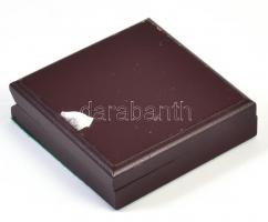 Öröknaptár - 2053-ig, tartódobozban, jó állapotban, d: 5,5 cm