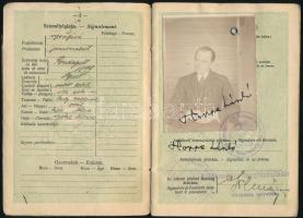 1927 Magyar Királyság által kibocsátott fényképes útlevél Hoppe László újságíró részére, vízumokkal