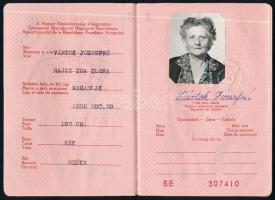 1974-1975 Magyar Népköztársaság által kiállított keleti országokba érvényes útlevél, 2 db