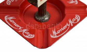 Monori Mag zománcozott fém gyufatartó és hamutál, kopásnyomokkal, m: 11 cm