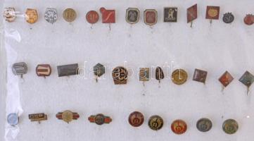 54db vegyes külföldi szocialista jelvény T:vegyes
54pcs of mixed socialist badges C:mixed