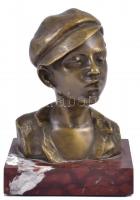 M. Martin jelzéssel: Vagány, bronz szobor, márvány talapzaton, m: 11,5 cm