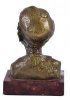 M. Martin jelzéssel: Vagány, bronz szobor, márvány talapzaton, m: 11,5 cm
