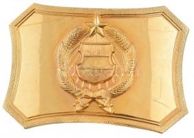 Aranyozott fém tiszti övcsat Kádár címerrel, karcolásokkal, 5x7,5 cm