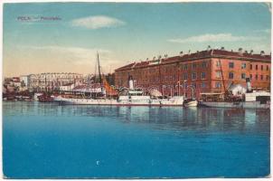 Pola, Pula; port, steamships (r) + "K.u.K. Festungsartillerieregiment Graf Colloredo-Mels 2. Feldkompagnie"